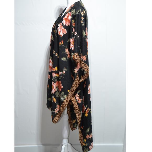 American Eagle Outfitters Black Floral Kimono One Size - Picture 4 of 9
